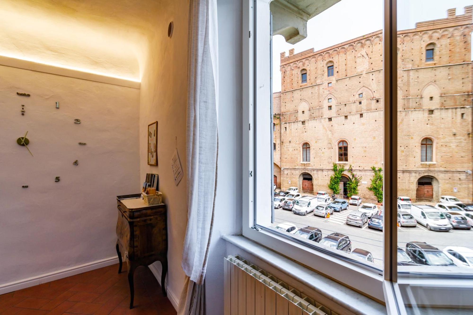 Charme Centro Storico Siena Exterior foto