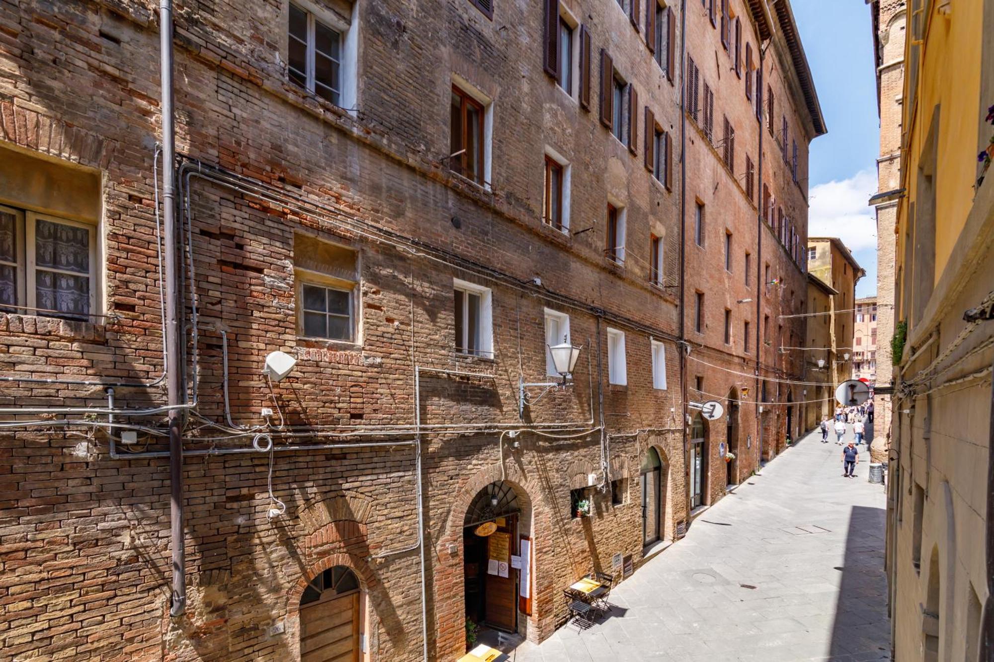 Charme Centro Storico Siena Exterior foto